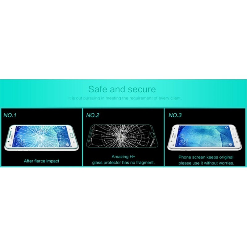 Tempered glass protection for the Samsung Galaxy J5 screen