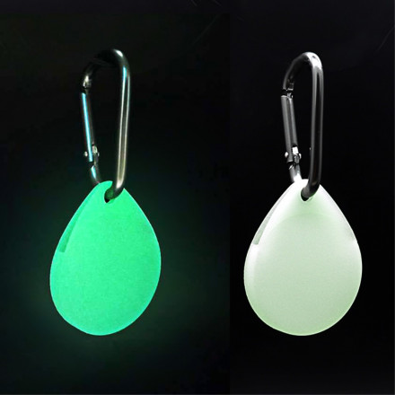 Protezione AirTag con moschettone in silicone Colore