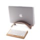 Supporto BookArc in legno naturale per MacBook