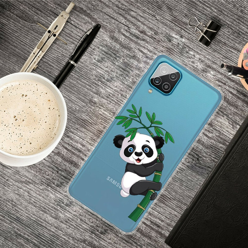 Samsung Galaxy A12 genomskinligt fodral Panda på bambu